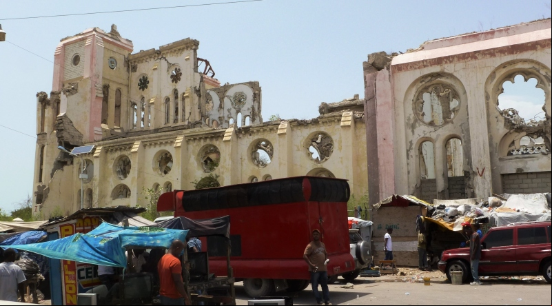 Foto Manos Unidas - Catedral de Puerto Príncipe