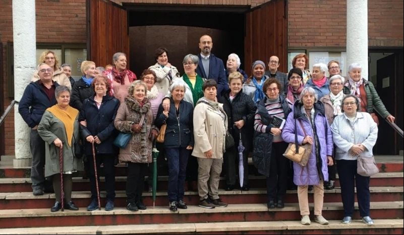 Voluntarias y colaboradores del Barrio Cobadonga-Torrelavega
