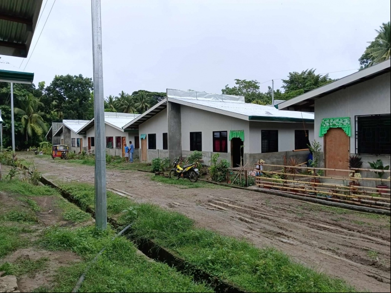Viviendas construidas por el Convenio de Filipinas. Foto: Manos Unidas