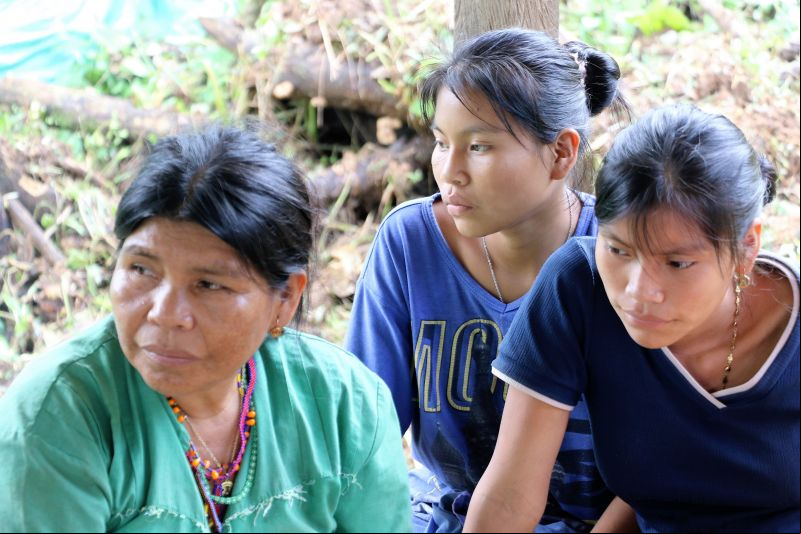 Mujeres de la Comunidad del 20