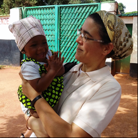   Victoria Braquehais, Misionera en Ngovayang, Camerún.