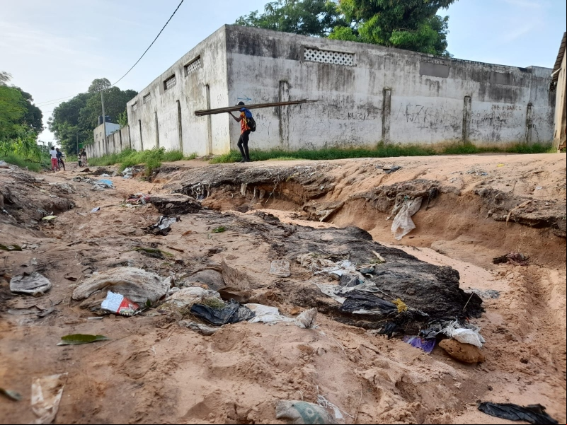 Destrozos causados por los ciclones en Nacala Porto. Foto: Gómez-Lechón