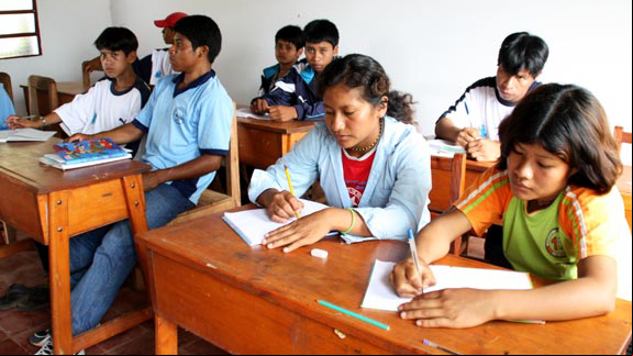 Alumnos de los cursos de capacitación en Paraguay (Foto: Marta Carreño)