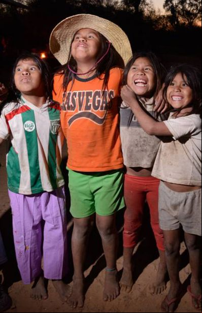 Un grupo de niños ayoreos totobiegosode.
