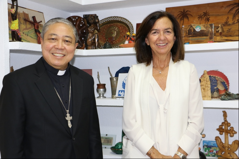 El Nuncio Apostólico visita Manos Unidas. Foto: Manos Unidas/Javier Mármol