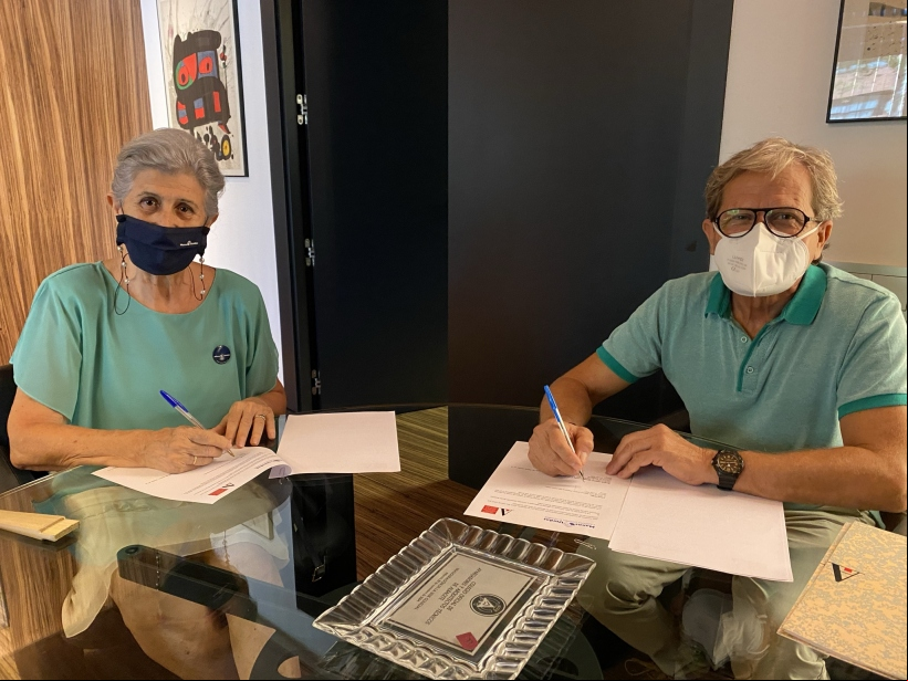 COAATIEMU y Manos Unidas firman un convenio de colaboración