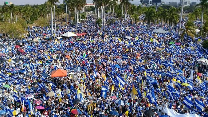 Imagen de una de las marchas vividas en Managua el pasado mes de abril, convocada por la Iglesia para orar por los fallecidos y pedir justicia. Foto Qhubo.com.ni