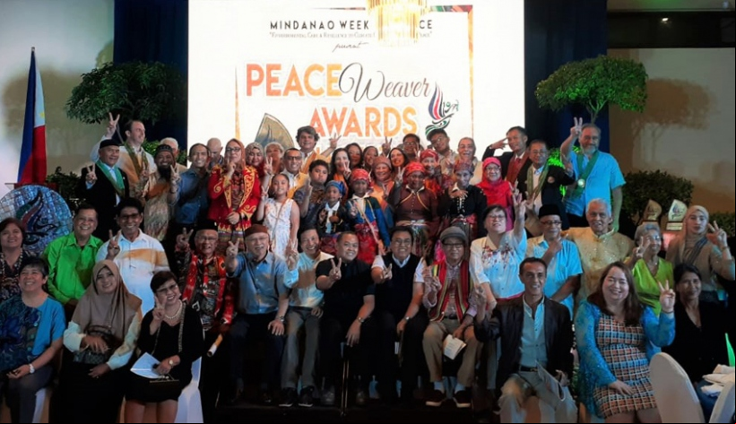 Foto Manos Unidas - Premios Tejedores de Paz