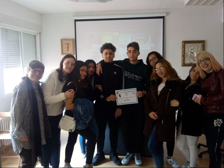 Visita del colegio Maria Inmaculada Fuencarral a Manos Unidas Madrid