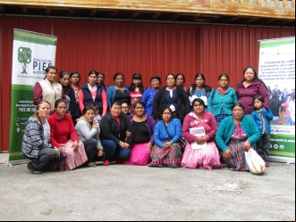Mujeres en el municipio de San Lorenzo, departamento de San Marcos (Guatemala)
