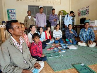 Atención a personas seropositivas y en situación de dependencia en el noroeste de Camboya.
