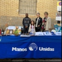 Puesto de Manos Unidas en la localidad de Montroy para recaudar donativos. 