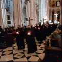 Concierto del coro Mansil Nahar en la catedral de la Almudena a beneficio de Manos Unidas