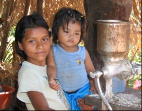 Niñas de el Salvador