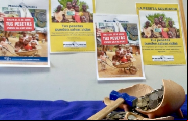 Campaña "Tus pesetas pueden salvar vidas" de Manos Unidas
