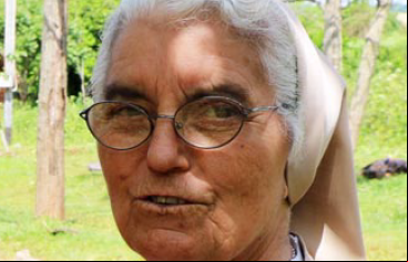 Rosalía García - misionera española de las Carmelitas Misioneras Teresianas