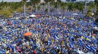 Imagen de una de las marchas vividas en Managua el pasado mes de abril, convocada por la Iglesia para orar por los fallecidos y pedir justicia. Foto Qhubo.com.ni